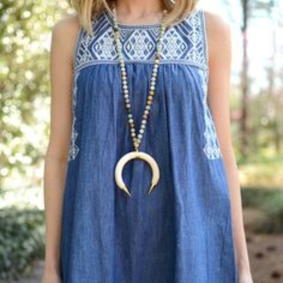 Nordstrom BP Blu Pepper Dresses & Skirts - Medium Denim Embroidered Dress Geometric Triangle